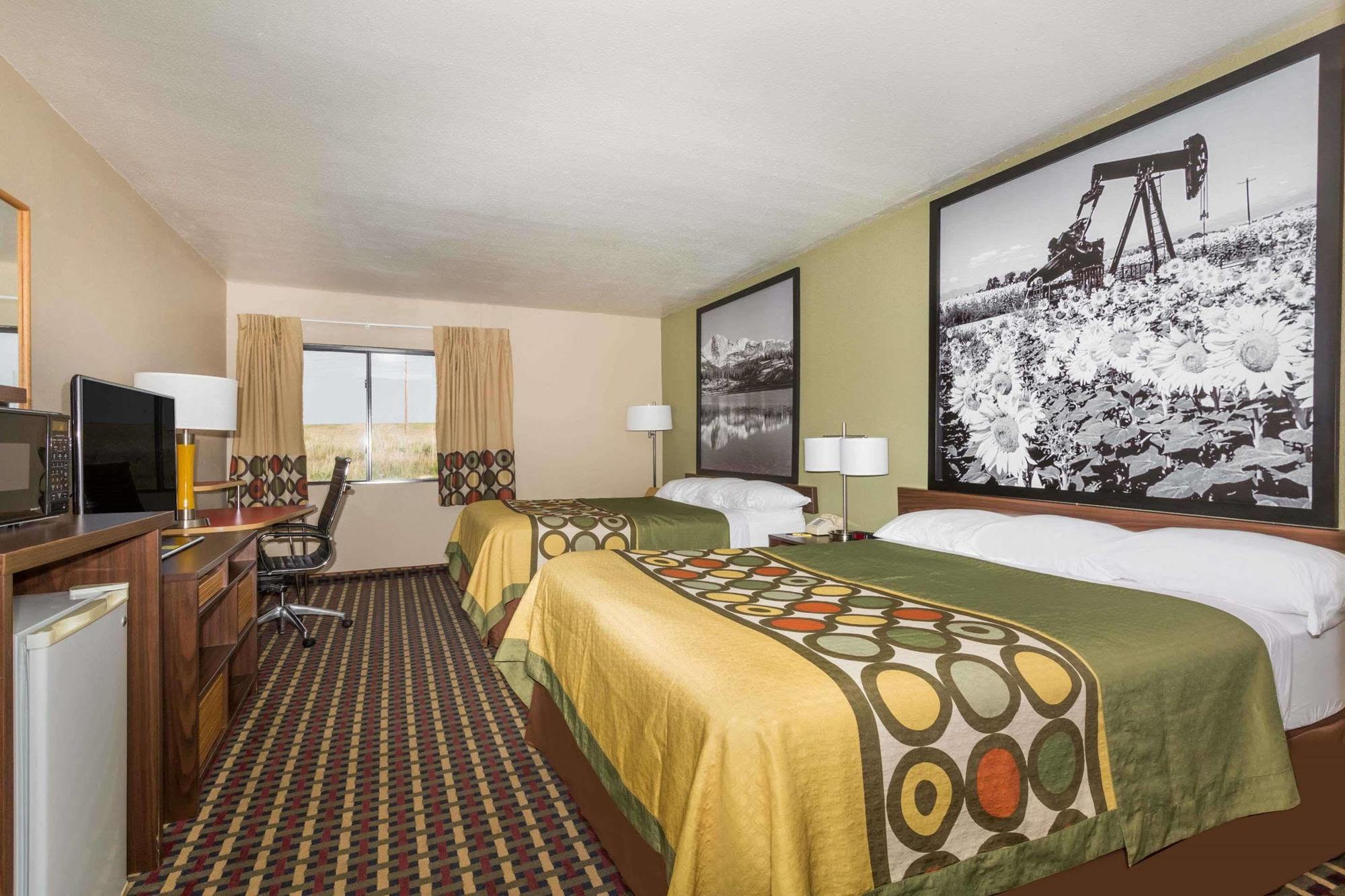 Super 8 By Wyndham Sterling Co Hotel Exterior photo